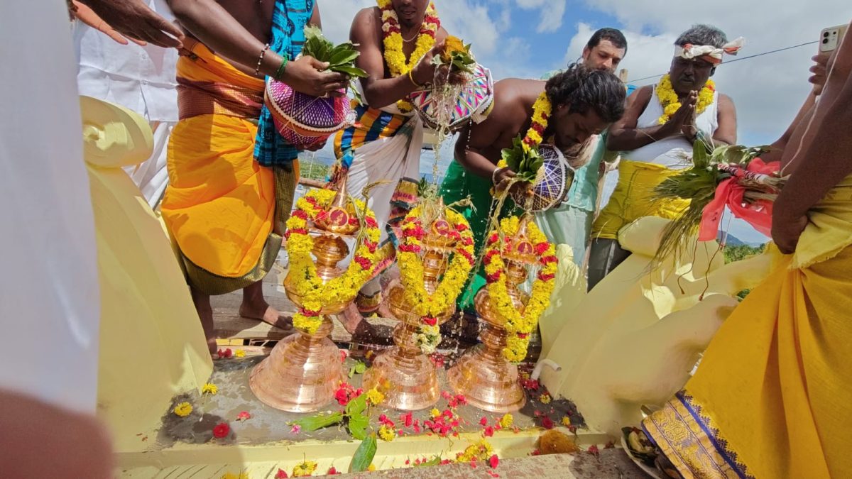 பாலக்கோடு அருகே ஸ்ரீ மாரியம்மன் கோயில் மகா கும்பாபிஷேகம்: திரளான பக்தர்கள் சாமி தரிசனம்!