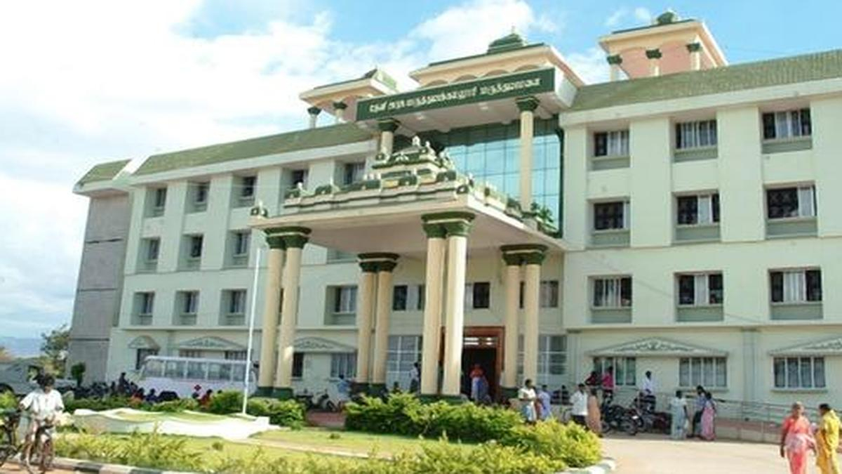 தேனியில் அதிகரிக்கும் டெங்கு பாதிப்பு? தினசரி 120 பேர் வரை சிகிச்சை – தடுப்பு பணிகள் தீவிரம்.