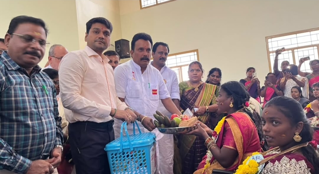 சின்னமனூரில் சமுதாய வளைகாப்பு விழா: மாவட்ட ஆட்சியர், கம்பம் எம்.எல்.ஏ. பங்கேற்பு.