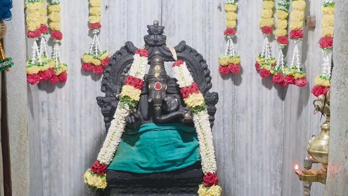 பழனி சித்தி விநாயகர் கோயிலில் 108 சங்கு பூஜை – உலக மக்கள் நலனுக்காக சிறப்பு வழிபாடு!