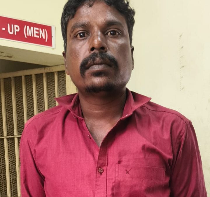 பள்ளி சாம்பாரில் சாணிப்பவுடர்..! 51 குழந்தைகள் நூலிழையில் தப்பினர் – தொழிலாளி கைது.
