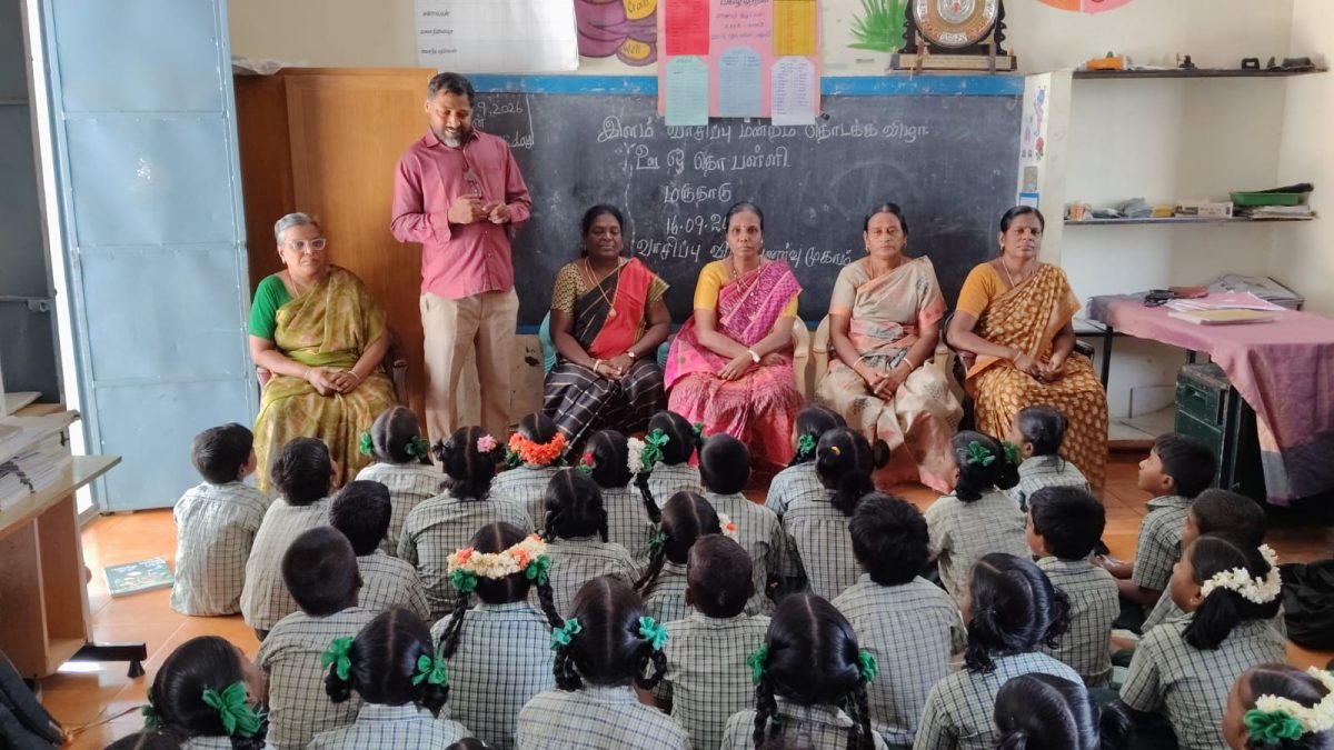 வாசிப்பை நேசிக்க தொடங்கிய மாணவர்கள்: மருதாடு பள்ளியில் இளம் வாசிப்பு மன்றம் தொடக்கம்!