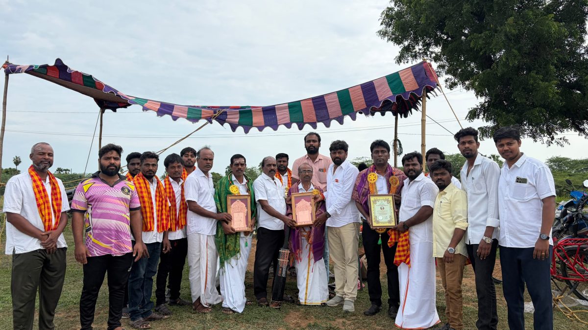 தேசிய, மாநில விருது பெற்றவர்களுக்கு தவெக சார்பில் மரியாதை – வெம்பாக்கத்தில் கிரிக்கெட் போட்டி.