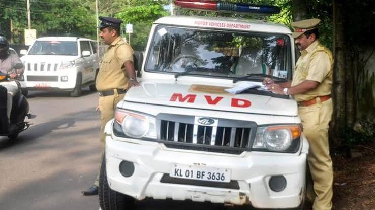 MVD அலுவலகங்களில் இனி மதியத்திற்குப் பிறகும் பொதுமக்களுக்கு சேவை: கேரள அரசு அதிரடி உத்தரவு.