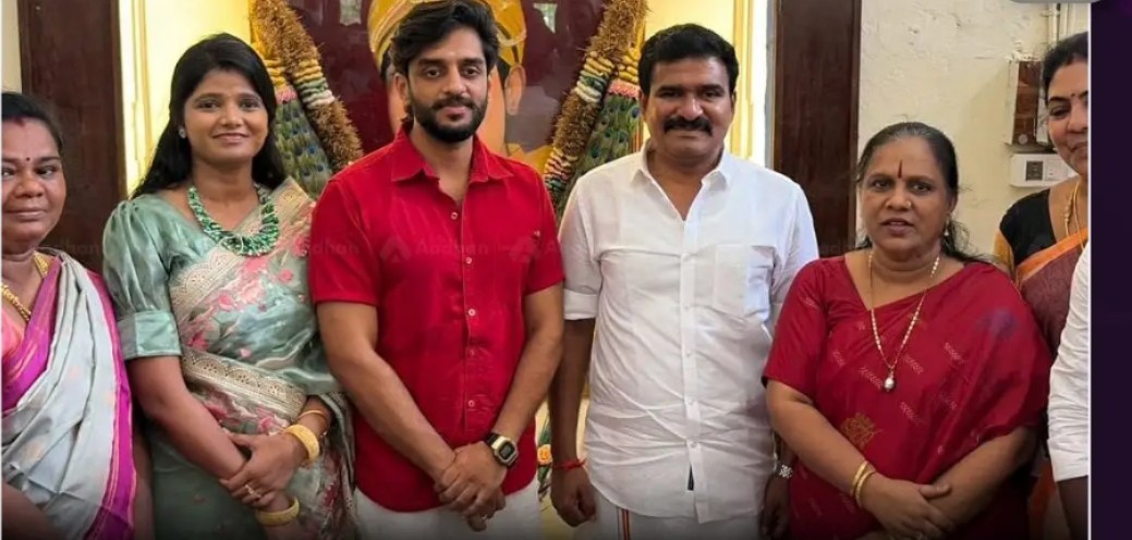இராமநாதபுரம் அரண்மனையில் அமைச்சர் CTR நிர்மல் குமார்! சேதுபதி குடும்பத்தினருடன் நேரில் சந்திப்பு.