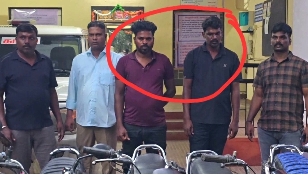 வாணியம்பாடியில் தொடர் இருசக்கர வாகன திருட்டு: 2 பேர் கைது – 11 வாகனங்கள் பறிமுதல்.