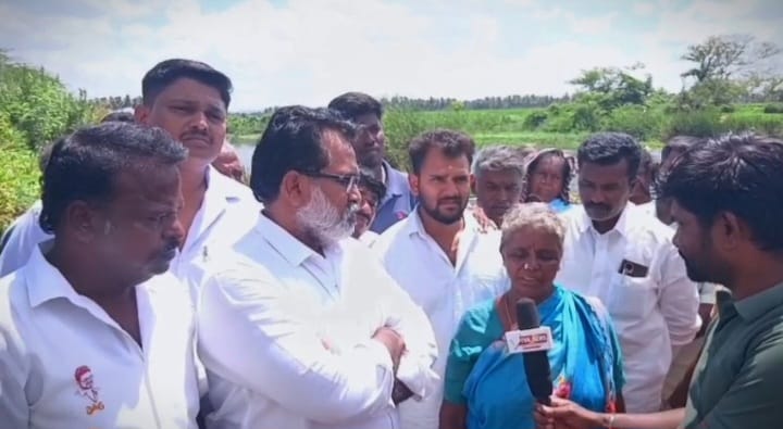 TVK News செய்தி எதிரொலி..! கும்மனூர் பாலம் கோரிக்கையை நேரில் ஆய்வு செய்த எம்எல்ஏ பி.முகுந்தன்!