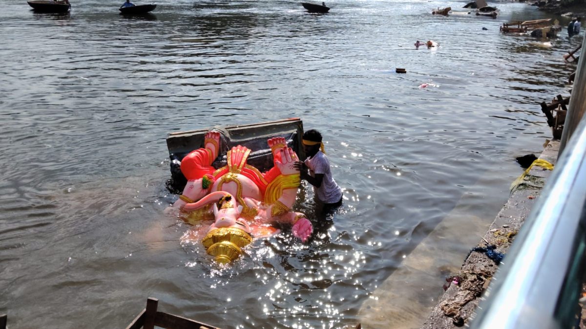 ஒகேனக்கல்லில் விநாயகர் சதுர்த்தி கோலாகலம்! 600-க்கும் மேற்பட்ட வாகனங்கள்… 30 ஆயிரத்துக்கும் மேற்பட்டோர் பங்கேற்பு.