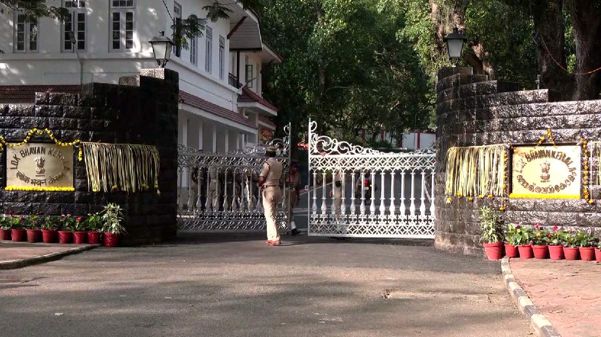 தலைமைத் தேர்தல் ஆணையரை பதவி நீக்கக் கோரி கேரள காங்கிரஸ் போராட்டம்: செப்.25ல் திருவனந்தபுரத்தில் பேரணி.