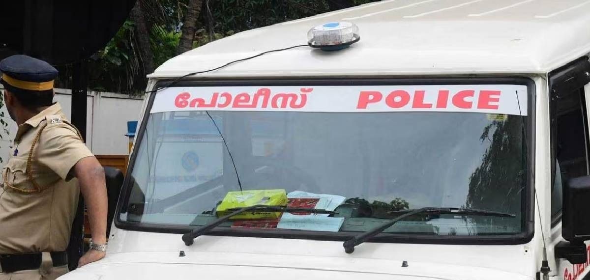 பாலாரிவட்டத்தில் இளம் பெண்களை நிர்வாணப்படுத்தி கொள்ளை? 6 பேர் கைது – ஒருவர் தலைமறைவு.
