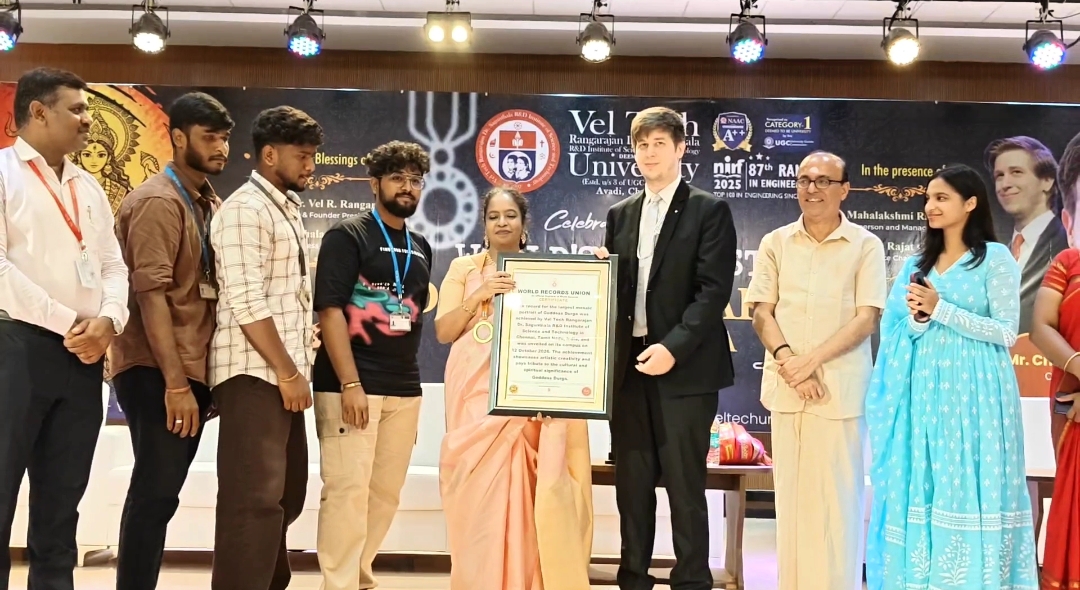 ஆவடியில் பிரம்மாண்ட துர்காதேவி ஓவியம்! வேல்டெக் மாணவர்கள் உலக சாதனை படைத்து அசத்தல்.
