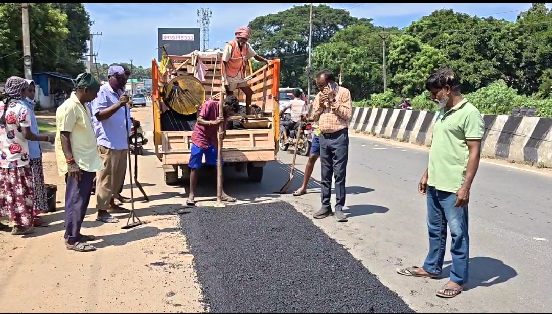 ஆவடி–வேப்பம்பட்டு நெடுஞ்சாலையில் பள்ளங்கள் சீரமைப்பு! விபத்துகளைத் தடுக்க நெடுஞ்சாலைத்துறை நடவடிக்கை.