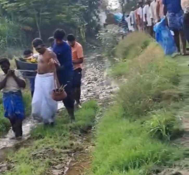 இறந்தவர்களை அடக்கம் செய்யக்கூட பாதை இல்லை! முனியங்குடிசை மக்களின் வேதனைக்கு தீர்வு கிடைக்குமா?