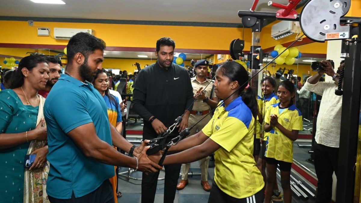 திருவண்ணாமலை மாவட்ட விளையாட்டு அரங்கில் நவீன உடற்பயிற்சிக் கூடம் திறப்பு!