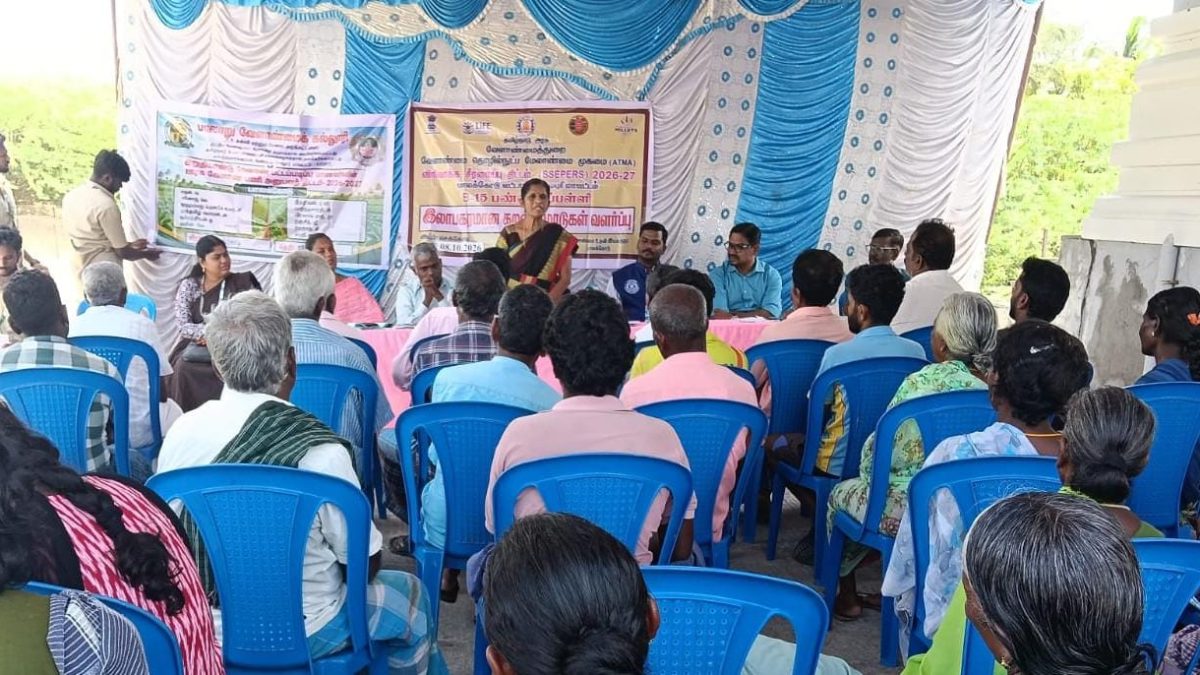 பாலக்கோடு அருகே விவசாயிகளுக்கான பண்ணைப் பள்ளி – அடர் தீவனம் தயாரிப்பு குறித்து பயிற்சி.