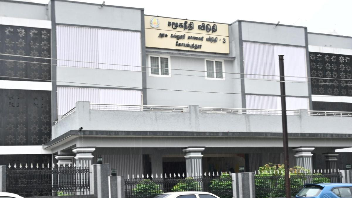 சமூகநீதி விடுதிகளில் மாணவர்களுக்கு உணவுக் கட்டண உயர்வு! 1,16,424 மாணவர்கள் பயன்பெறுவர்.