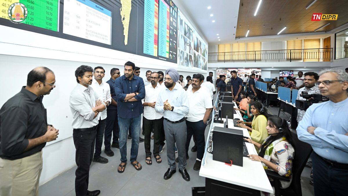 சென்னையில் ஒரே இரவில் கொட்டித் தீர்த்த கனமழை! 35 இடங்களில் தேங்கிய மழைநீர் அகற்றம் – முதல்வர் ஜோசப் விஜய் நேரில் ஆய்வு.