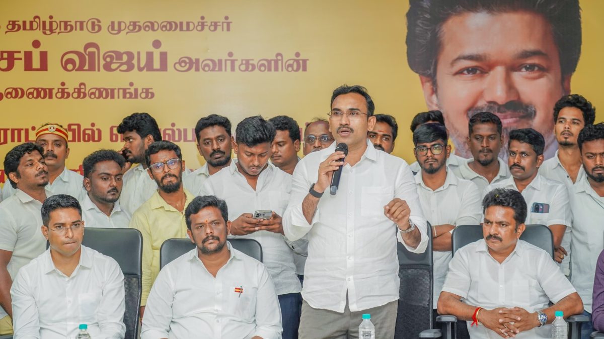 திருப்பூர் குப்பைப் பிரச்சினைக்குத் தீர்வு காண ஆலோசனைக் கூட்டம்! திடக்கழிவு மேலாண்மைத் திட்டம் குறித்து அமைச்சர் அருண்ராஜ் ஆலோசனை.