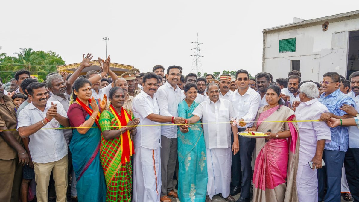 திருப்பூரில் 20 ஆண்டு காலக் கோரிக்கை நிறைவேற்றம்! ரயில்வே மேம்பாலத்தைத் திறந்து வைத்த அமைச்சர் அருண்ராஜ்.
