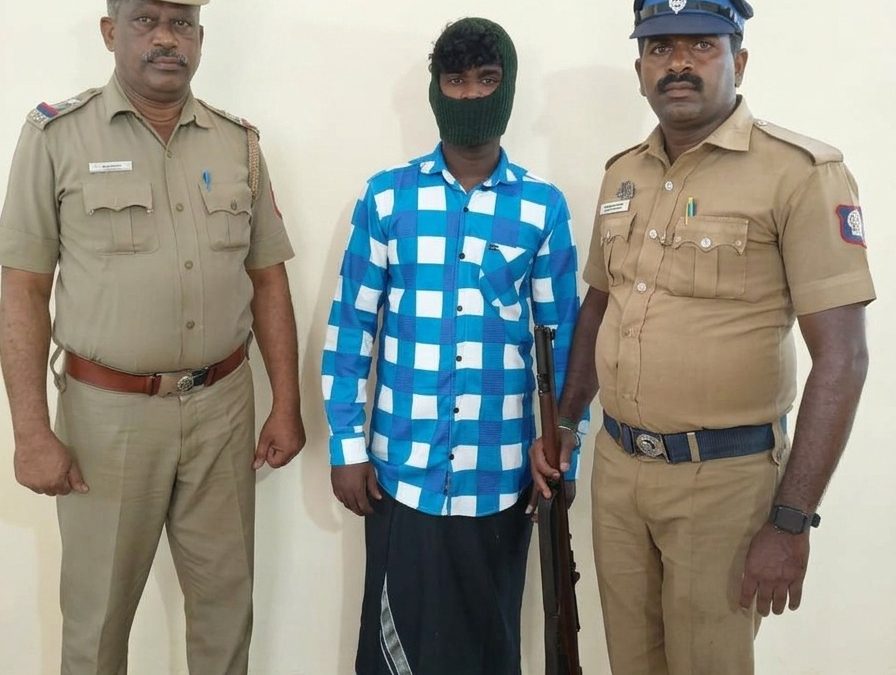செம்பட்டி அருகே சமூக வலைதளத்தில் அரிவாள், துப்பாக்கியுடன் புகைப்படம் பதிவு செய்து அச்சுறுத்தல்: இளைஞர் கைது!