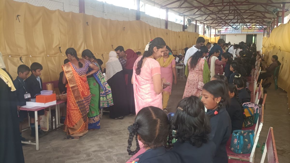 வத்தலகுண்டு மவுண்ட் சியான் பள்ளியில் பிரம்மாண்ட அறிவியல் கண்காட்சி! 120 மாணவ, மாணவிகள் பங்கேற்பு.