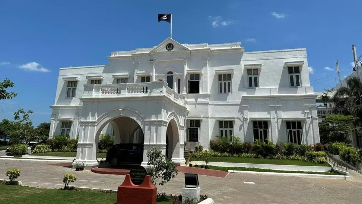 காவல்துறையின் உள்கட்டமைப்பை மேம்படுத்த ரூ.71.54 கோடி நிதி ஒதுக்கீடு! முதல்வர் ஜோசப் விஜய் அறிவிப்பு