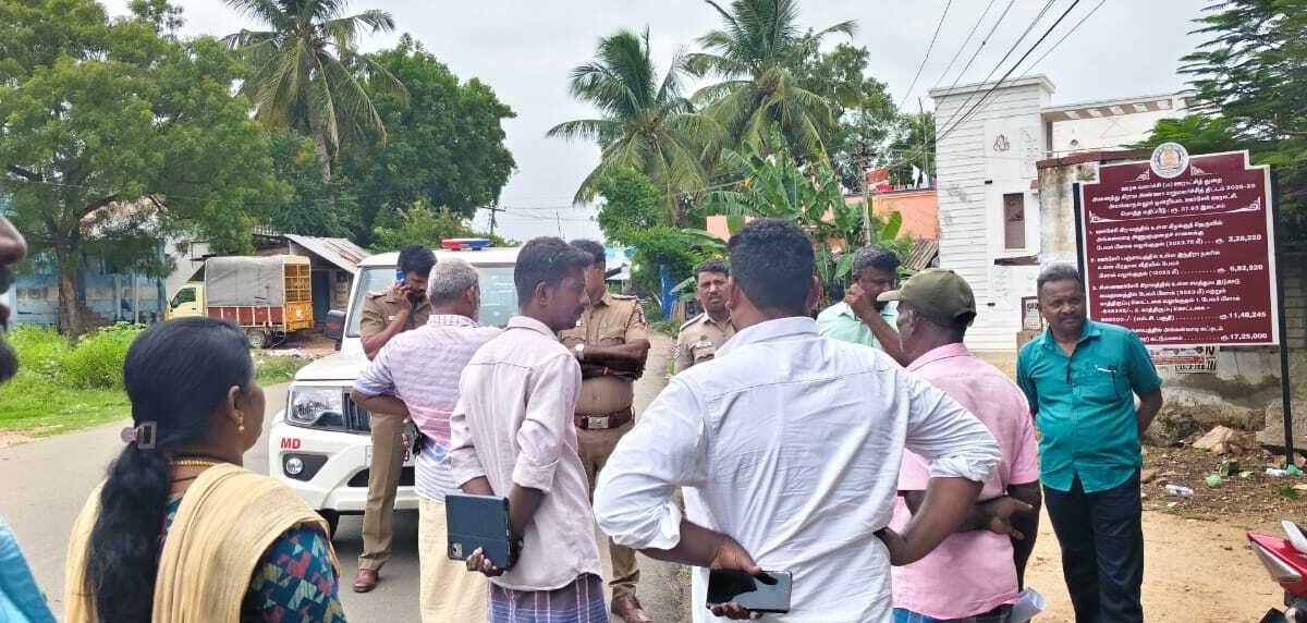 20 ஆண்டுகளாக அடிப்படை வசதியின்றித் தவிக்கும் தென்றல் நகர் மக்கள்! தீர்வு காண கிராம மக்கள் கோரிக்கை.