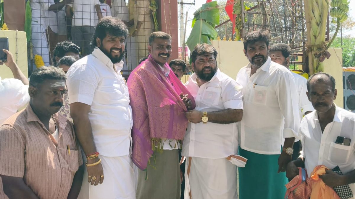 பழனியில் தேவர் குருபூஜை விழா! வெண்பா கஃபே உரிமையாளர் ராஜா தலைமையில் 3,000 பேருக்கு அன்னதானம்!