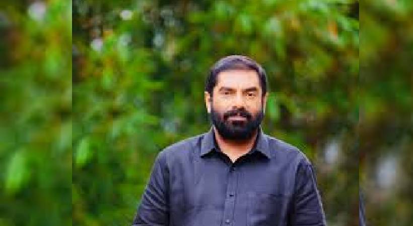 பள்ளிகளில் அரசியல் நோக்கத்துடன் போட்டிகள் நடத்தும் முயற்சி: திருவனந்தபுரம் மாநகராட்சி மீது எஸ்.பி. தீபக் குற்றச்சாட்டு.