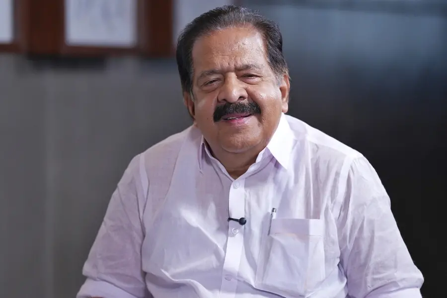 ராகுல் காந்தி, பிரியங்கா கைது: ஜனநாயகத்தை காலில் போட்டு மிதிக்கும் செயல் – ரமேஷ் சென்னித்தலா குற்றச்சாட்டு.