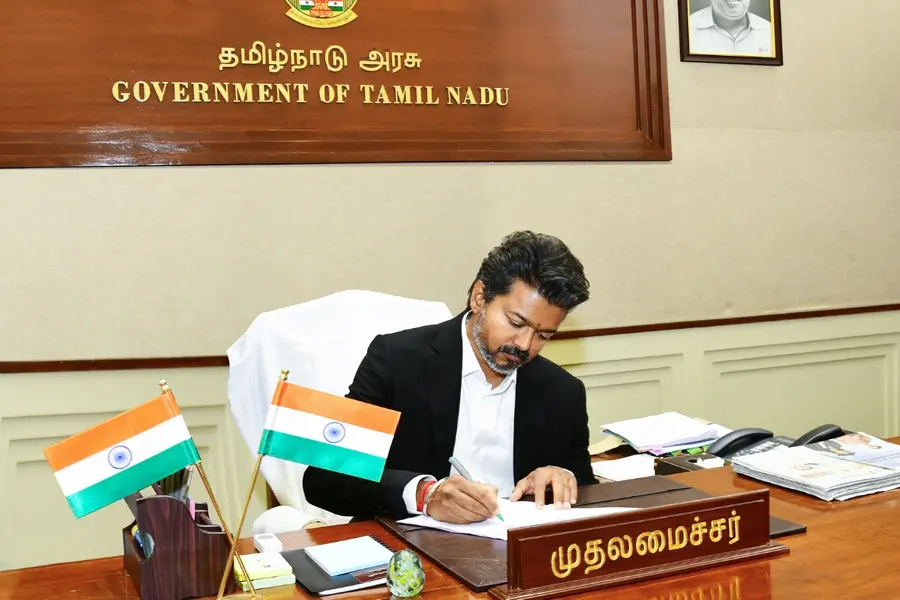 இலங்கை காவலில் 20 தமிழக மீனவர்கள்; 270 படகுகள்: ஜெய்சங்கருக்கு முதல்வர் ஜோசப் விஜய் அவசரக் கடிதம்.
