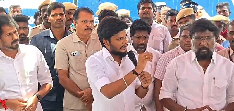 கள்ளழகர் கோயில் பெயர்ப்பலகையில் தமிழ் நீக்கப்பட்டதா? – அமைச்சர் ரமேஷ் கடும் கண்டனம்.