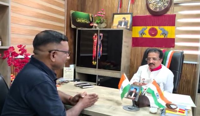 கேரள கல்லூரி தேர்தலில் களமிறங்கும் தவெக இளம் தலைவர் – கொடுவள்ளி கல்லூரியில் போட்டி.