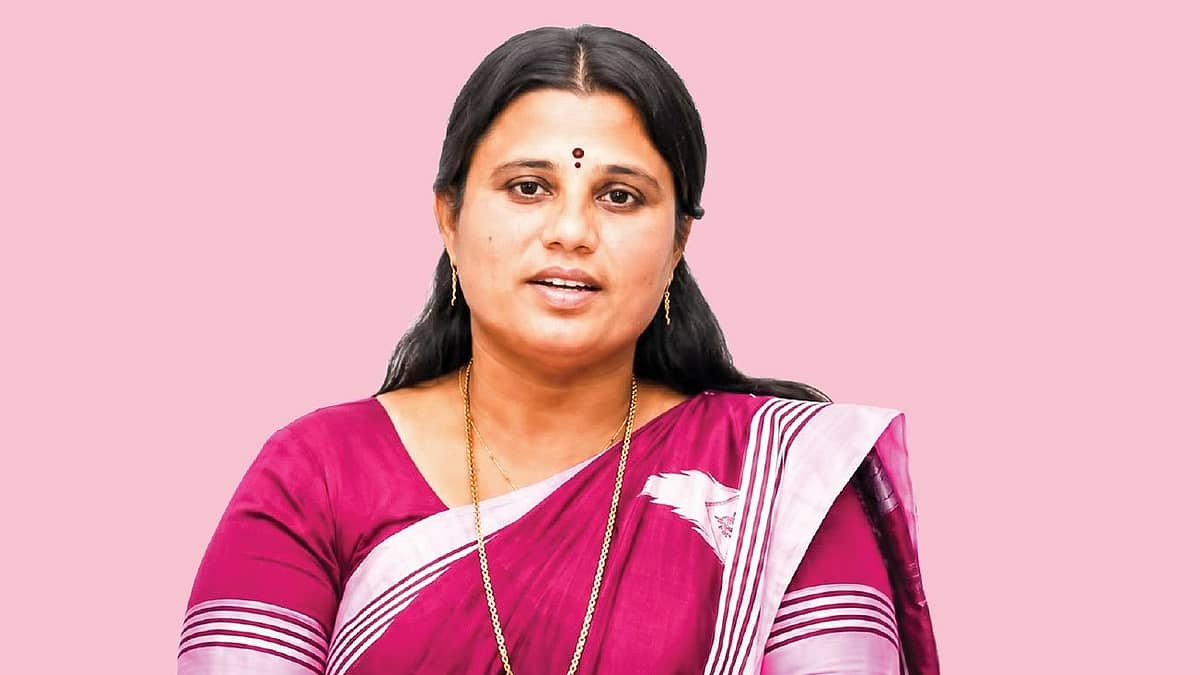மணப்பெண்களுக்கு 8 கிராம் தங்கம், பட்டுப்புடவை: ‘அண்ணன் சீர்’ திட்டத்துக்கு ரூ.812 கோடி ஒதுக்கீடு.
